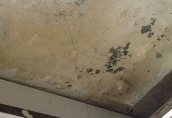 大足阳台漏水维修公司分享下大足卫生间渗水维修需要注意哪些问题。